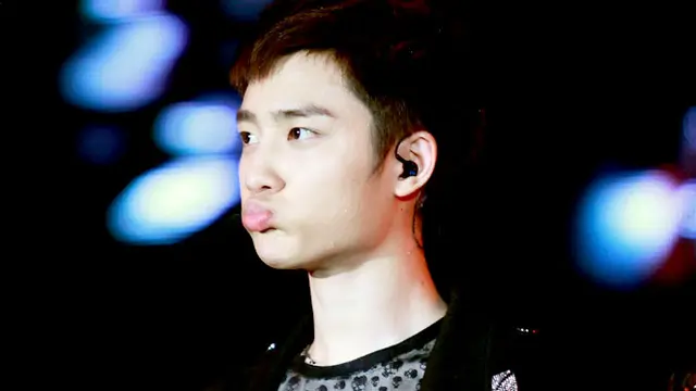 exo-131204b.jpg