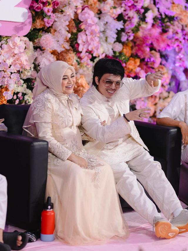 Potret Akikah Anak Kedua Aurel Hermansyah dan Atta Halilintar