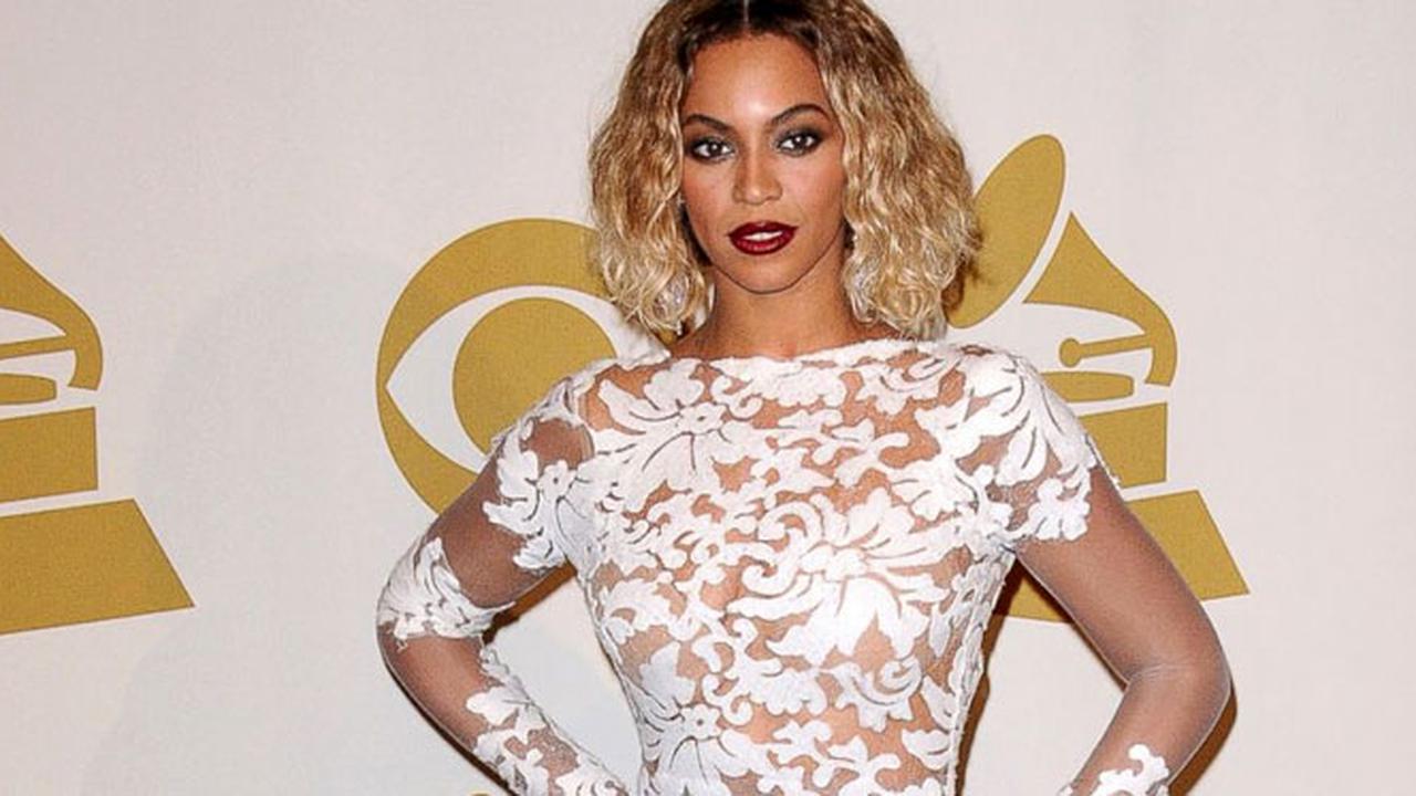 Fans Berat Tawar Gaun Indah Beyonce Rp 3 Miliar