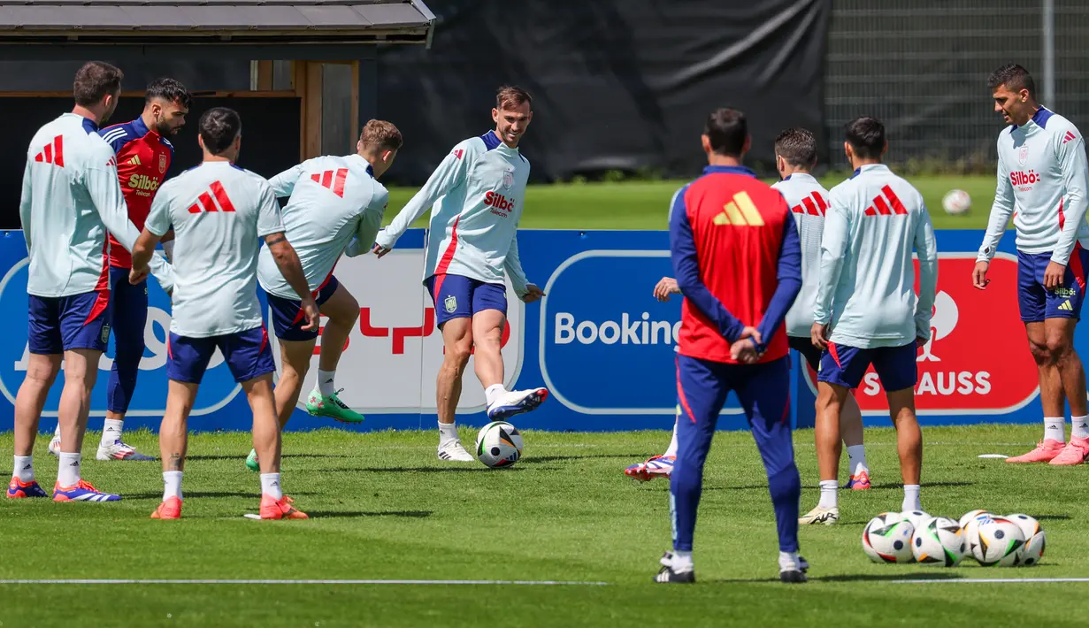 

<p>Spanyol yang skuadnya dipimpin oleh pelatih Luis de la Fuente telah menurunkan beberapa nama besar seperti Pau Cubarsi dan Aleix García.  (Foto AP/Manu Fernandez)</p>
<p>” class=”js-lazyload read-page–photo-tag–slider__picture-lazyload” data-template-var=”image”/></picture>
<div class=