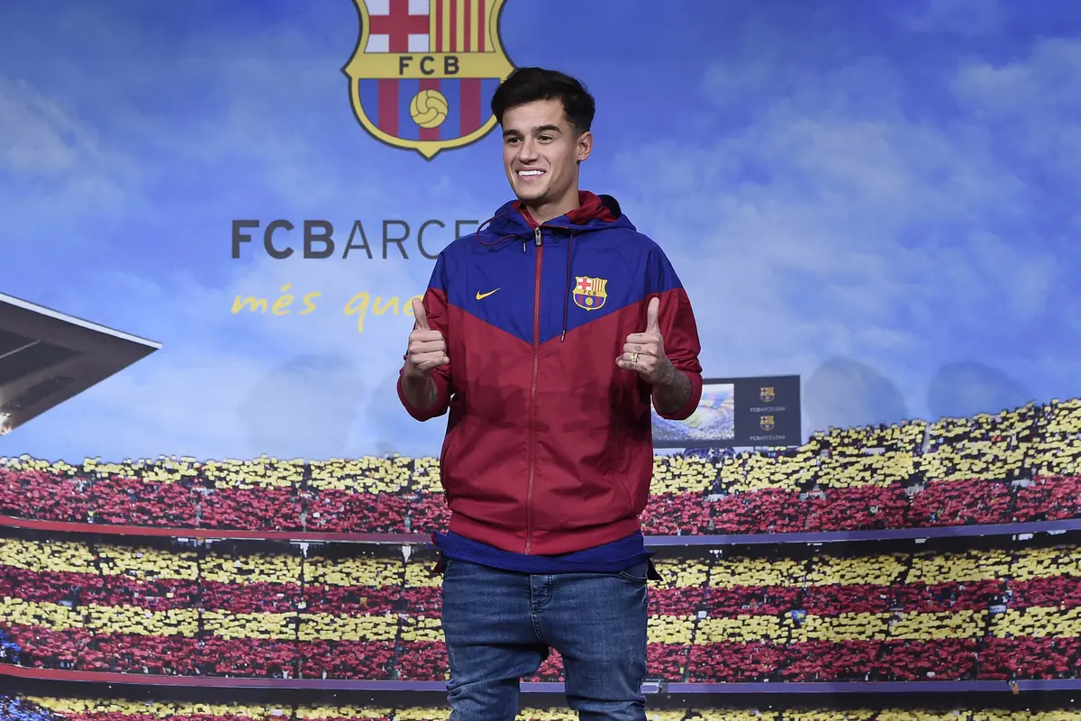 FOTO: Barcelona Resmi Memperkenalkan Philippe Coutinho