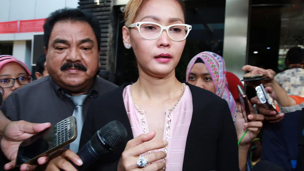 [Bintang] Inul Daratista