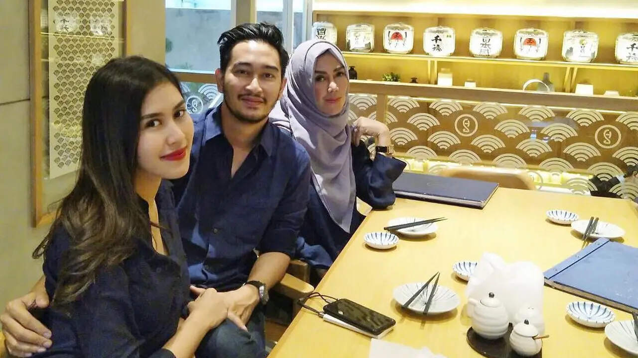 [Bintang] Syahnaz Sadiqah dan Jeje Govinda