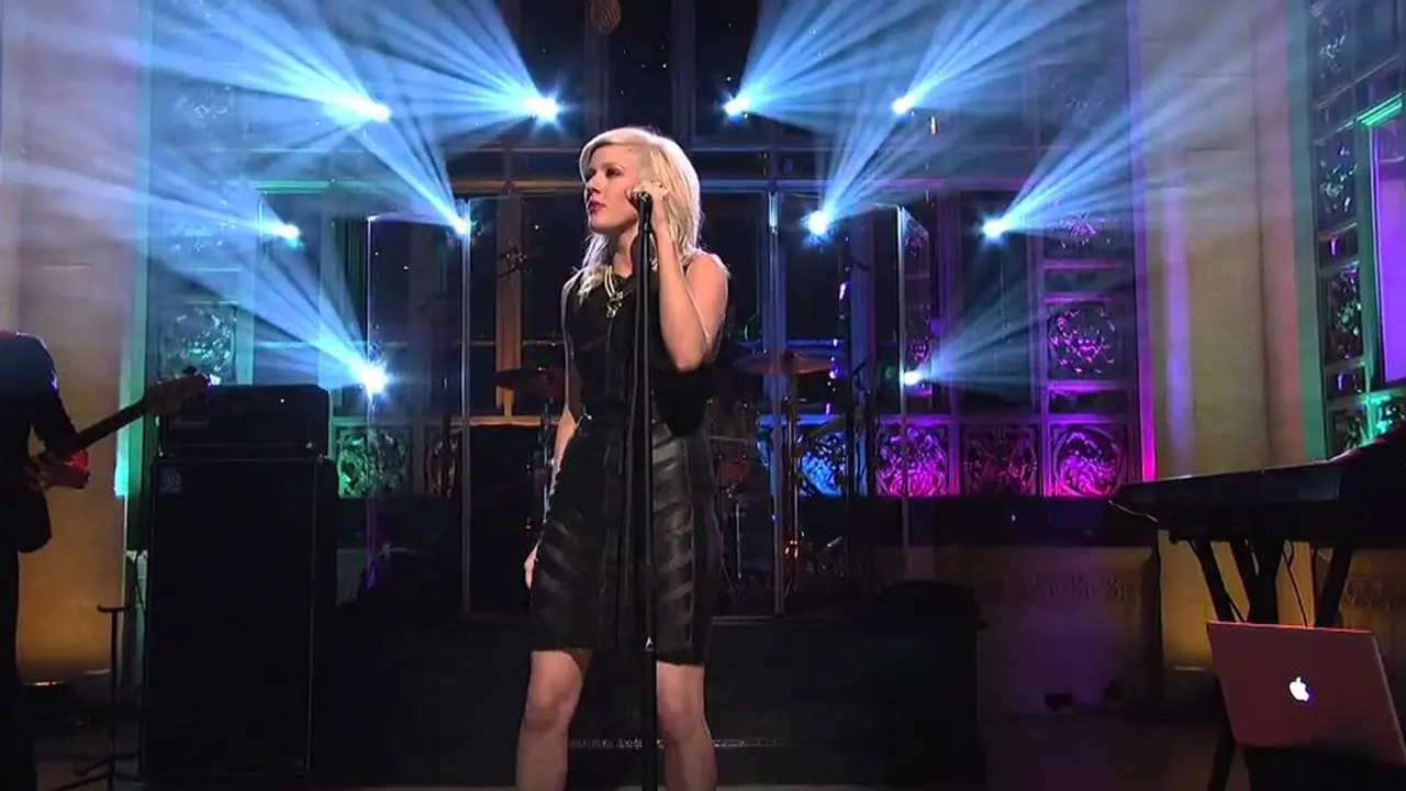 Penggemar Rusuh, Ellie Goulding Ancam Tak Mau Lanjutkan Beraksi