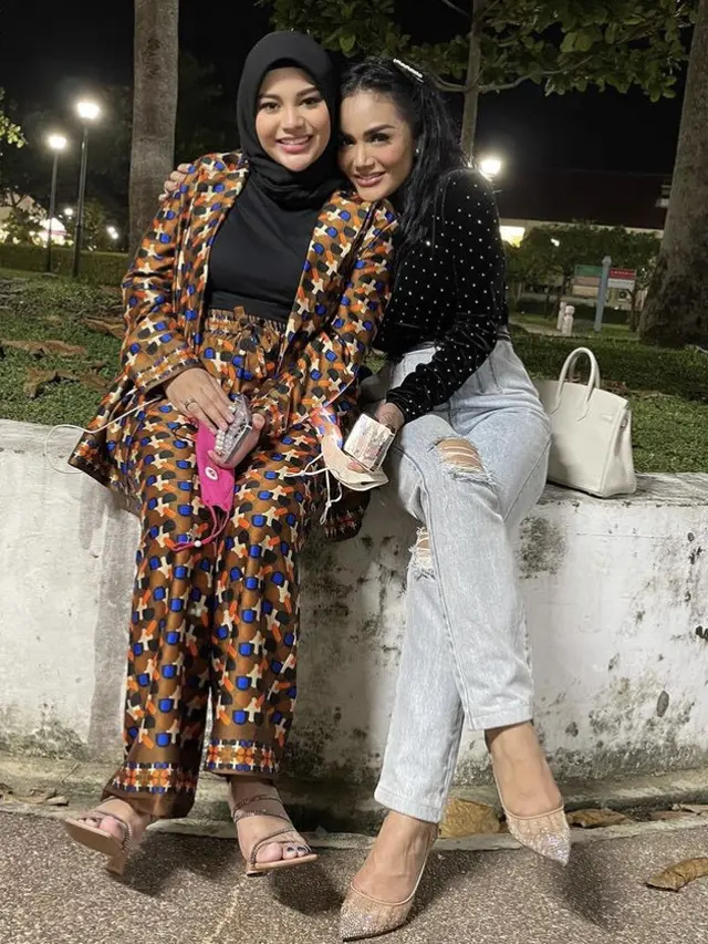 OOTD Aurel Hermansyah di Singapura