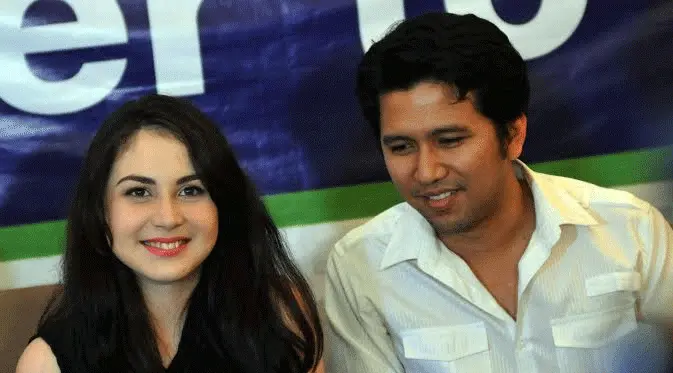 Arumi Bachsin dan Emil Dardak (via Liputan6.com)