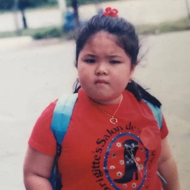 Menikah di Usia 29 Tahun, Ini 6 Potret Lawas Masa Kecil Tina Toon