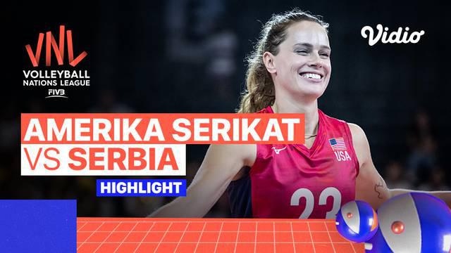 Berita video cuplikan lanjutan pertandingan pekan ketiga Volleyball Nations League Putri 2022, Jumat (01/07/22). Amerika Serikat berhasil mengalahkan Serbia 3 set langsung.