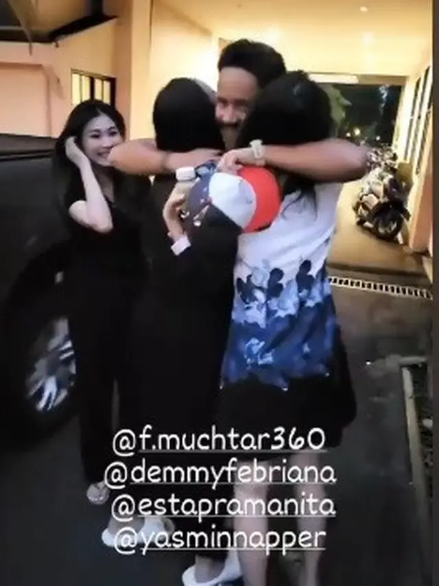 Demmy Febriana Rayakan Ulang Tahun Bareng Pemain Love Story The Series (Foto: Instagram/@nessa.sadin)