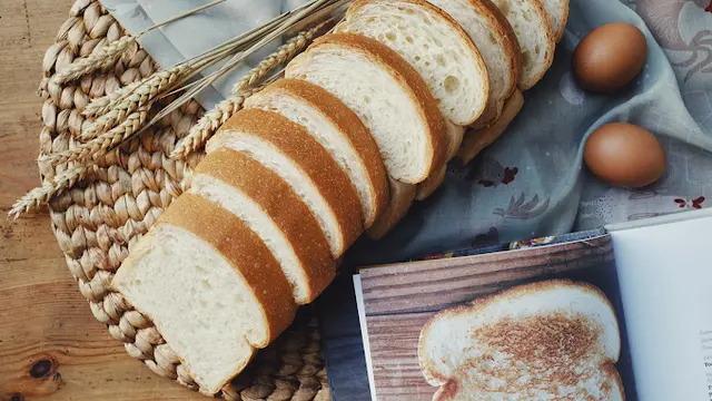 Roti Eneng Gandaria City (Foto: Google Maps Roti Eneng Gandaria)