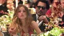Kebahagiaan sedang tidak berpihak pada aktor Johnny Depp dan Amber Heard yang kini sudah sepakat menjadi mantan suami-istri. Kini, keduanya sudah resmi bercerai. (AFP/Bintang.com)