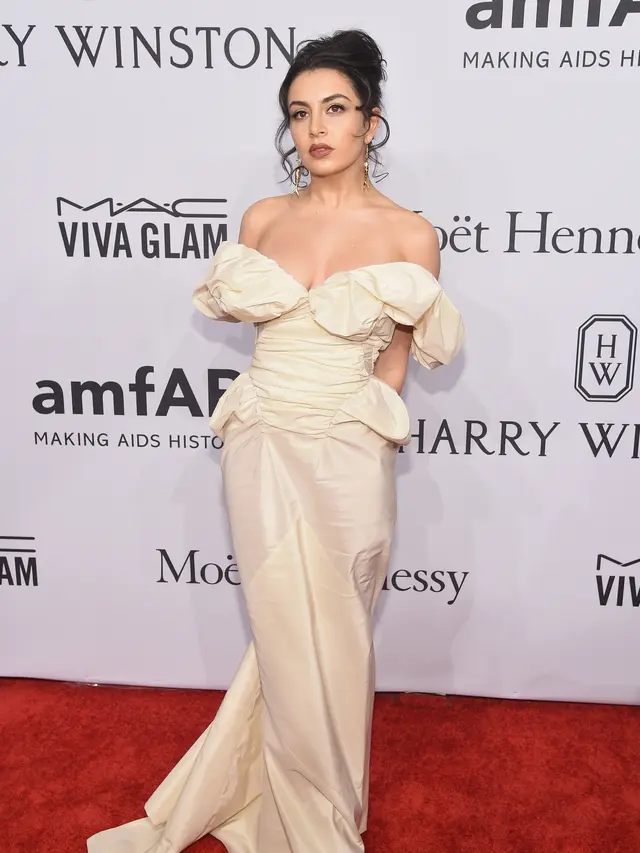 Charli XCX