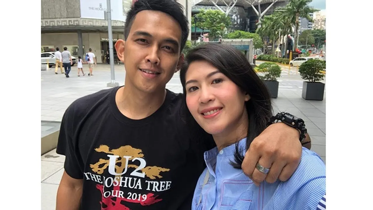 6 Momen Mesra Naga Eks Lyla Bareng Istri, Hamil Setelah 8 Tahun Menikah