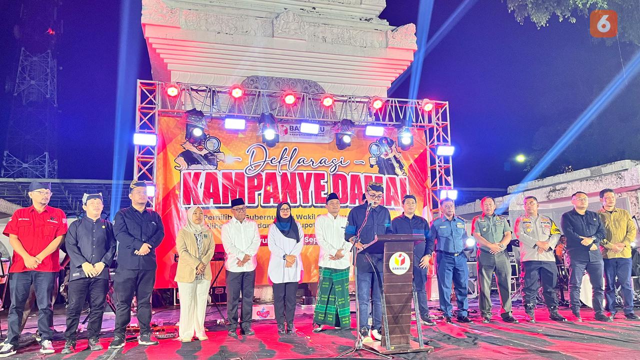 Deklarasi Pilkada Damai yang diikuti oleh seluruh paslon bupati dan wakil bupati Banyuwangi (Hermawan Arifianto/Liputan6.com))