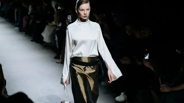 Ilustrasi penampilan Measure/Moscow Fashion Week