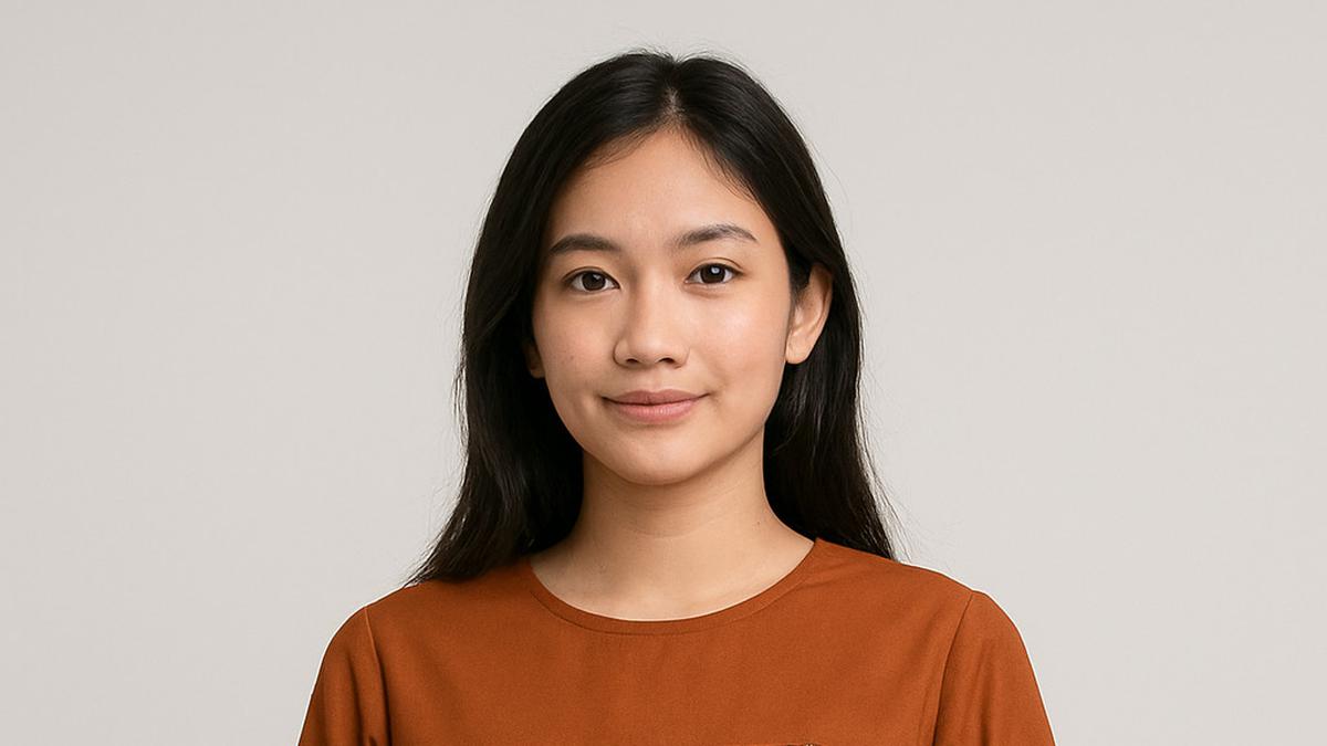 8 Model Batik Lengan Lonceng Dua Tingkat Kombinasi Polos dan Motif