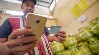 Pertamina Patra Niaga pastikan harga LPG 3 kg di Pangkalan resmi mengikuti HET yang ditetapkan setiap Pemda. (Foto: Pertamina)