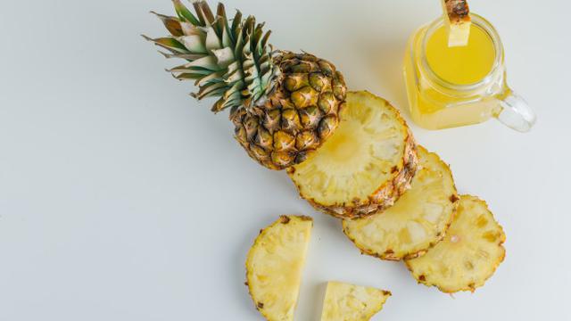 Selain Nanas, Berikut 5 Buah-buahan yang Bisa Kamu Jadikan Bahan Masker Wajah untuk Usir Flek Hitam