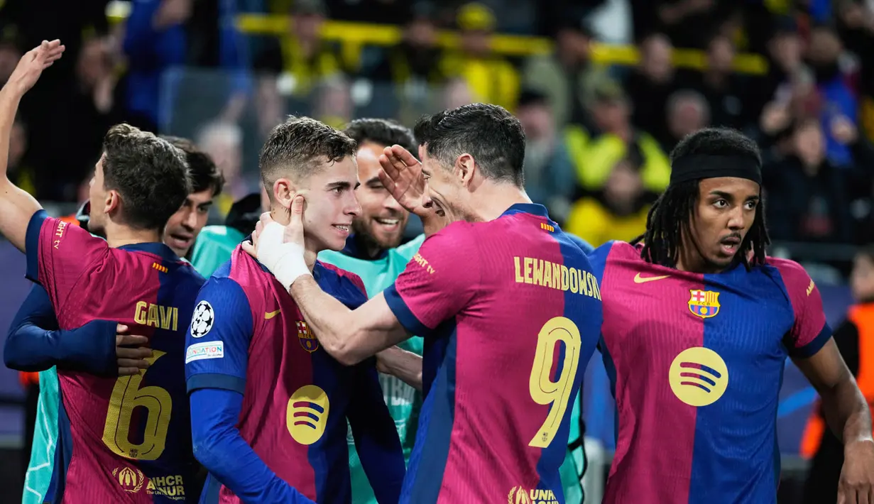Pada leg pertama perempat final, Blaugrana menang empat gol tanpa balas atas Dortmund. Kemudian di leg kedua, Barcelona kalah 1-3 dari Dortmund. (AP Photo/Matthias Schrader)