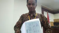 Ihsan Hadi di Pengadilan Negeri Tangerang setelah hakim memutuskannya berganti nama dari kentut (Pramita Tristiawati)