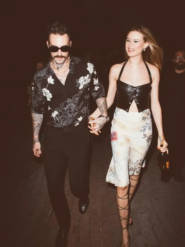 6 Potret Mesra Adam Levine dan Behati Prinsloo yang Kini Diterpa Isu Perselingkuhan