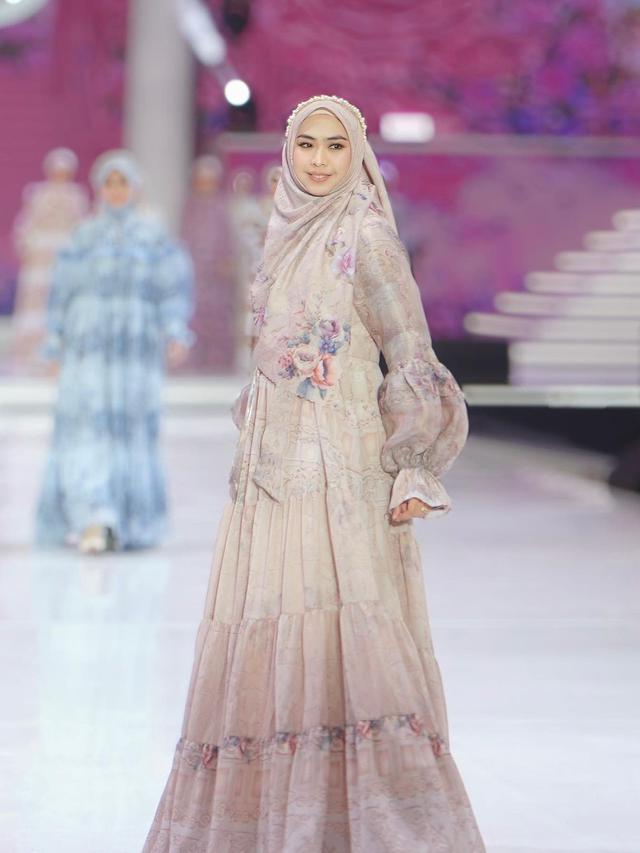 Gamis Ruffle Bermotif