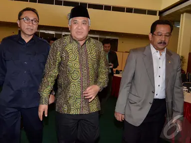 Zulkifli Hasan dan Din Syamsuddin saat menghadiri acara Halaqah Kebangsaan, Jakarta, Selasa (23/12/2014). (Liputan6.com /Andrian M Tunay)