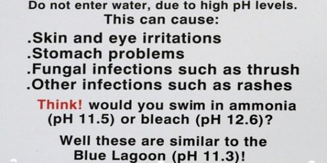 Peraturan di Blue Lagoon | (c) Colin Day