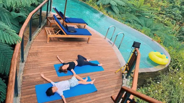 Sebut Pilates Sebagai Terapi, Ini 6 Momen BCL saat Berolahraga