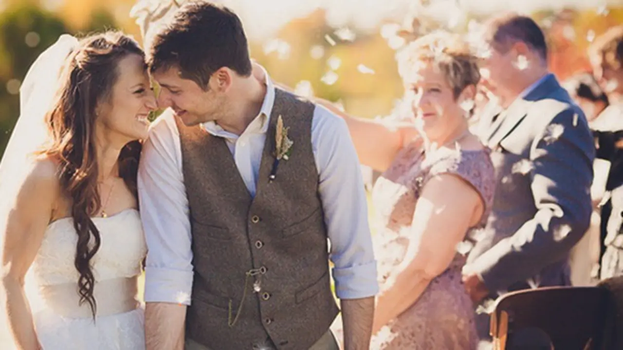 Photo: Copyright elegantweddinginvites.com