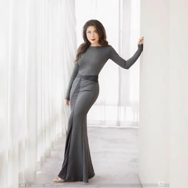 Awet Muda, Ini 7 Pesona Istri Ari Wibowo yang Curi Perhatian