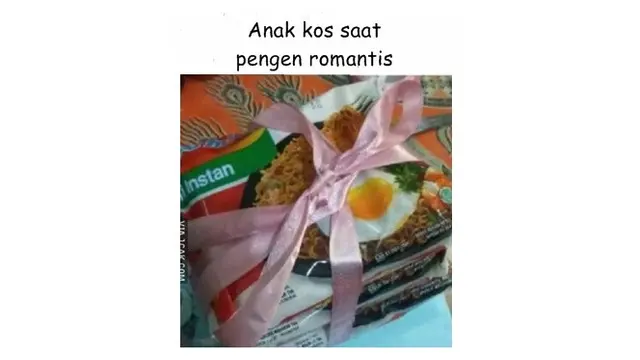 Meme Lucu Dapat Hadiah dari Sobat Miskin Ini Bikin Ketawa Ngakak