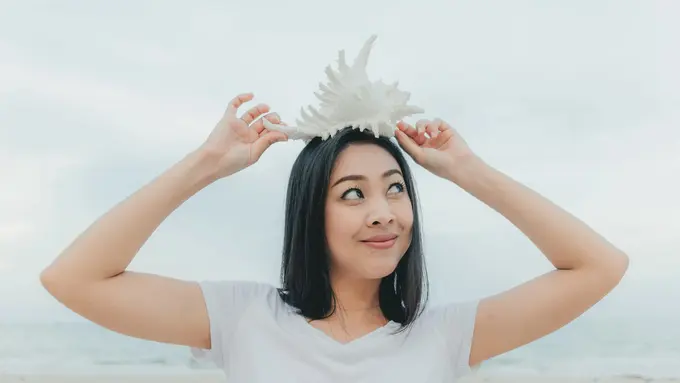 Penyebab Kulit Kepala Berminyak yang Bikin Rambut Lepek, Begini Perawatan Tepat untuk Mengatasinya