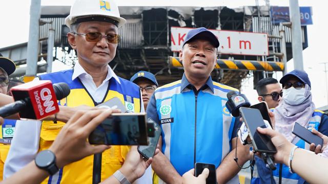 Semua Gerbang Tol yang Terbakar Akibat Demo Kembali Beroperasi Besok