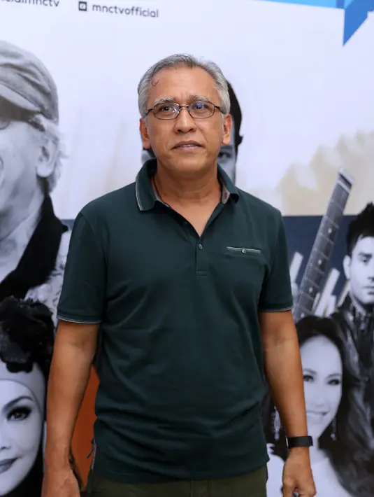 Ditemui Senayan National Golf Club, Senayan, Jakarta Pusat, Kamis (15/10/2015), Iwan Fals pun sangat berharap masalah ini cepat selesai. (Andy Masela/Bintang.com)