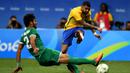 5. Gabriel Barbosa, juara bertahan Liga Inggris, Leicester dikabarkan Daily Mail, serius mengincar bintang muda Brasil ini. The Foxes menyiapkan 23 juta pounds untuk mendapatkan tandatangan penyerang 19 tahun itu. (AFP/Evaristo SA)