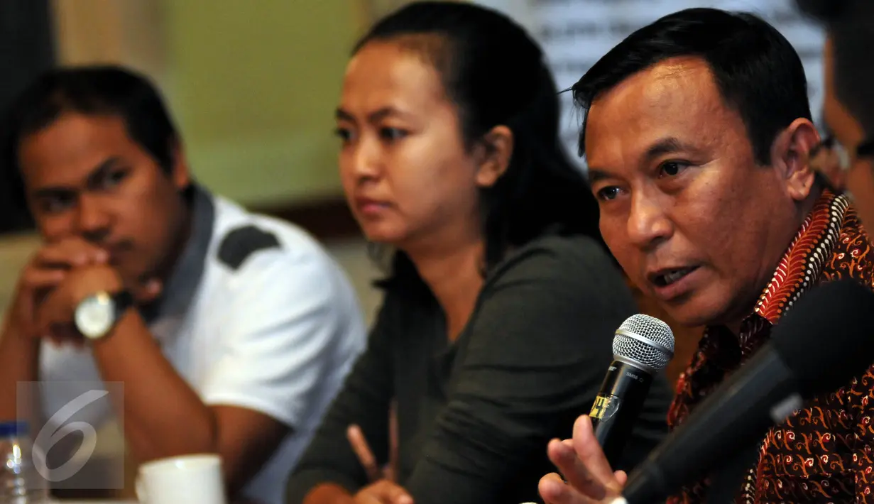 Karo Penmas Mabes Polri Brigjen Pol Agus Rianto saat menjadi pembicara pada acara diskusi Polemik di Jakarta, Sabtu (7/5). Diskusi tersebut mengambil topik "Tragedi Yuyun Wajah Kita". (Liputan6.com/Johan Tallo)