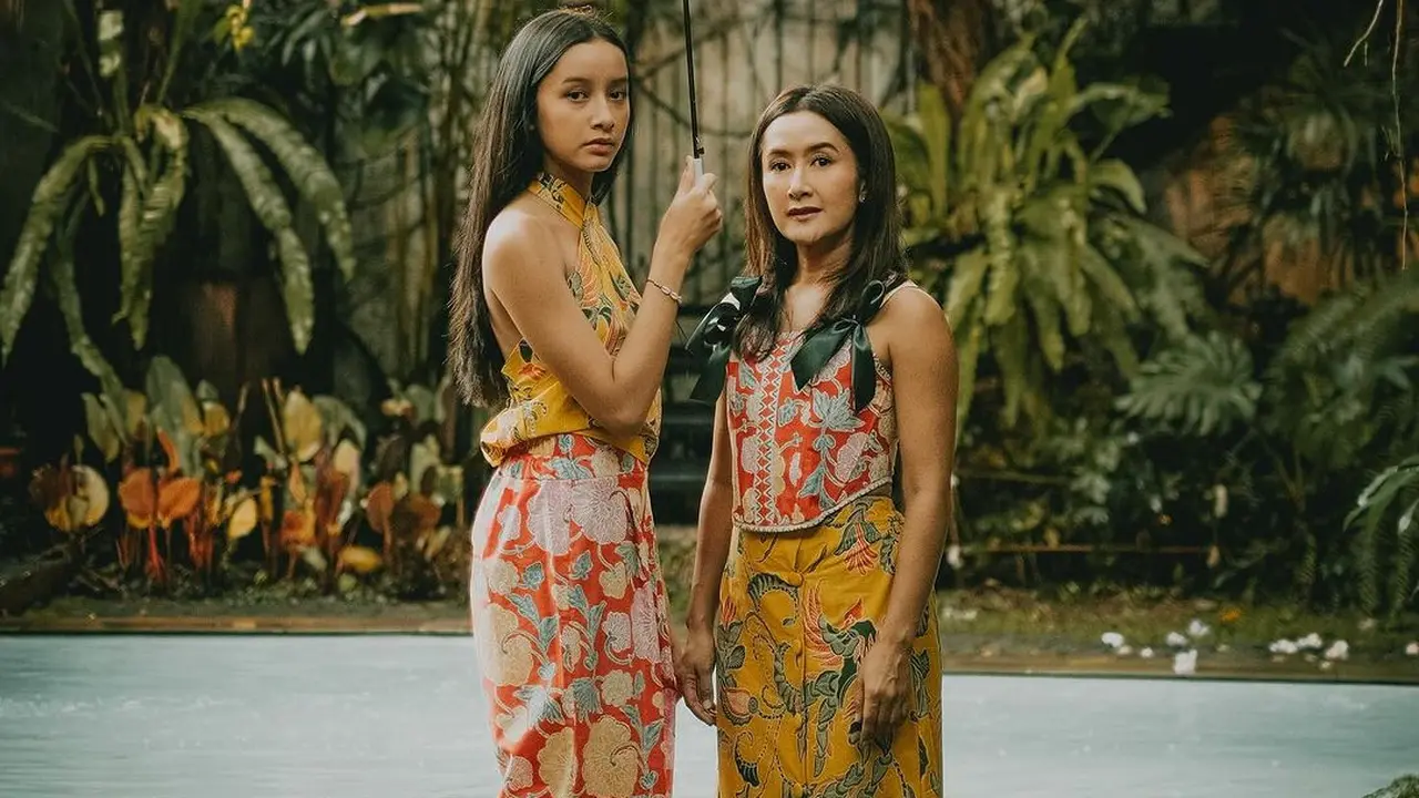 6 Gaya Fashion Widuri Anak Widi Mulia dan Dwi Sasono yang Makin Tinggi Menjulang