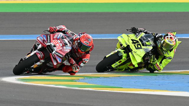 Marc Marquez berduel dengan Digia di Sprint Race MotoGP Brasil 2026