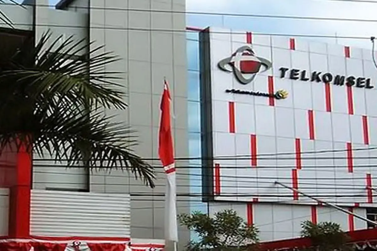 telkomsel-131107b.jpg