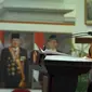 Menteri Dalam Negeri, Tjahjo Kumolo saat memberi keterangan usai menghadiri sidang kabinet paripurna di Istana Merdeka, Jakarta, Rabu (4/2/2015). Tjahjo memberikan pernyataan seputar pelaksanaan Pilkada secara serentak. (Liputan6.com/Faizal Fanani)