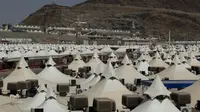 Otoritas Arab Saudi telah memasang tenda-tenda untuk jemaah di Mina jelang puncak ibadah haji yang akan dimulai pada 9 Zulhijjah 1444 H atau 27 Juni 2023. (FOTO: MCH PPIH ARAB SAUDI 2023)