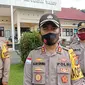 Kapolres Kepulauan Talaud AKBP Alam Kusuma Sari Irawan memantau langsung operasi tersebut di lapangan.