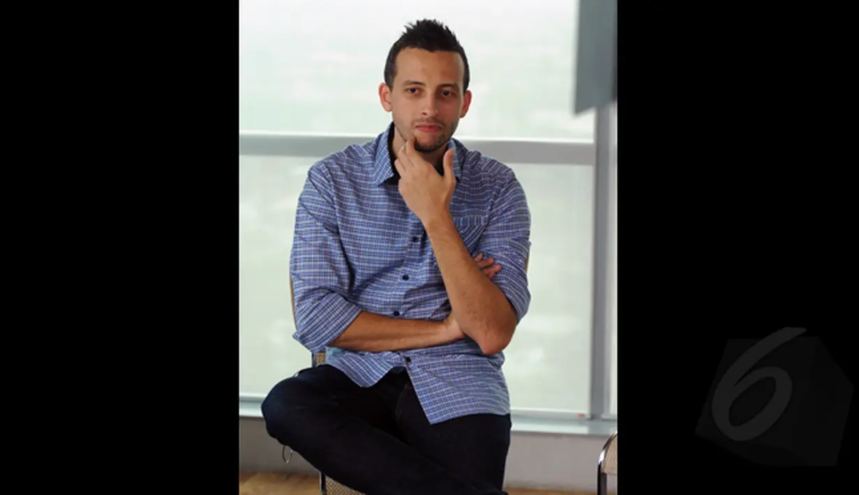 Founder Setipe.com, Razi Thalib melakukan sesi wawancara dengan tim redaksi Liputan6.com, Jakarta, Jumat (13/2/2015). Razi Thalib memberikan pernyataan seputar website Setipe.com. (Liputan6.com/Helmi Fithriansyah)