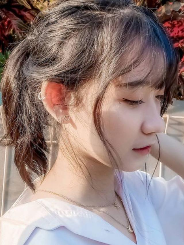 6 Potret Ara, Keponakan Dara The Virgin Sekaligus Member JKT48