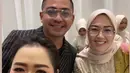 Ade Govinda juga menghadiri pernikahan Kiki Amalia. [Instagram.com/vegadarwanti123]