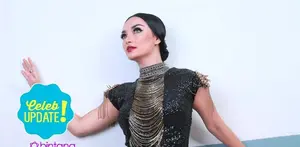 Zaskia Gotik merasa goyang pinggulnya masih dalam batas wajar.