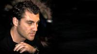 Pose mantan penyerang Timnas Italia Christian Vieri. 