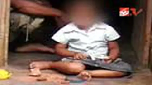 Aneh, Seorang Bocah Punya Kebiasaan Makan Tembok