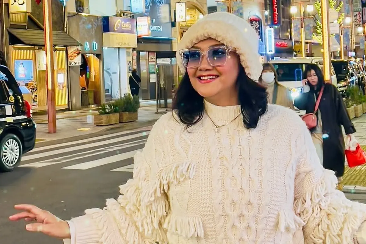 Pilihan Model Kalung Bella Saphira, Tampak Mewah dan Elegan